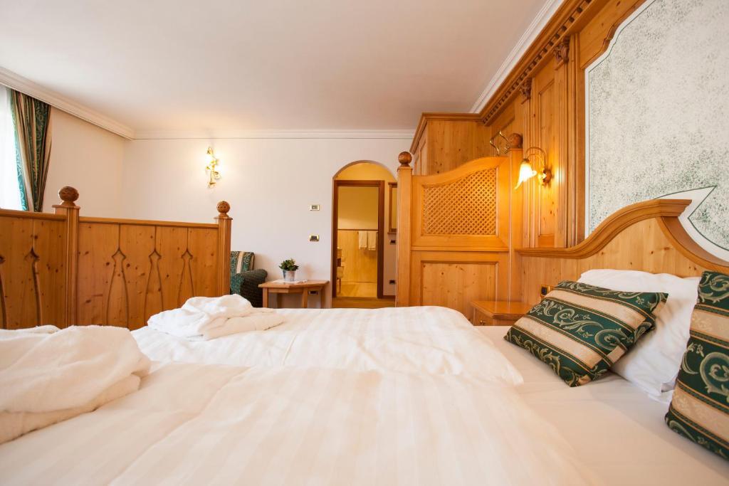 Hotel Chalet All'Imperatore Madonna Exteriör bild