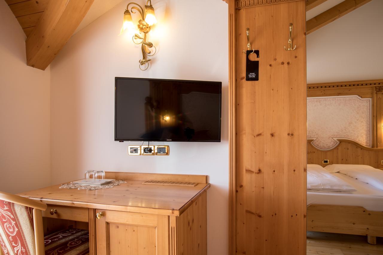 Hotel Chalet All'Imperatore Madonna Exteriör bild